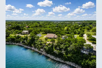 711 Crows Point, Lake Bridgeport, TX 76426 - Photo 9