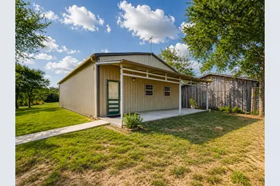 711 Crows Point, Lake Bridgeport, TX 76426 - Photo 39