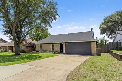 817 Woodhaven Lane, Grand Prairie, TX 75052 - Photo 5