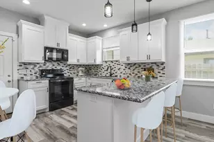 1104 W Elm St, Denison, TX 75020 - Photo 3