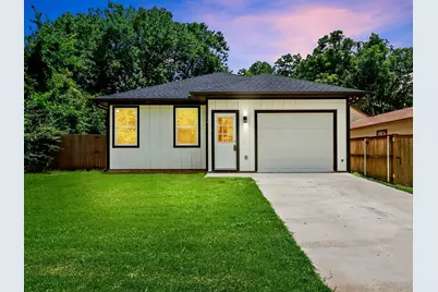 1104 W Elm Street, Denison, TX 75020 - Photo 1