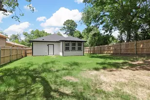 1104 W Elm St, Denison, TX 75020 - Photo 29