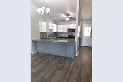 740 Versailles Street, Mesquite, TX 75149 - Photo 3