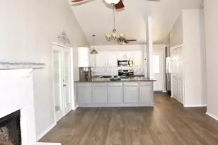 740 Versailles St, Mesquite, TX 75149 - Photo 5