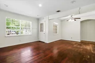 1944 Alhambra St, Dallas, TX 75217 - Photo 9
