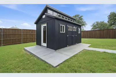 1128 Trinity Drive, Springtown, TX 76082 - Photo 37