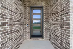 1128 Trinity Dr, Springtown, TX 76082 - Photo 5