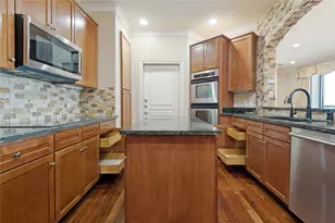 330 Las Colinas Blvd E, Irving, TX 75039 - Photo 7