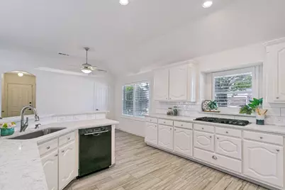 3320 Sedona Lane, Plano, TX 75025 - Photo 9