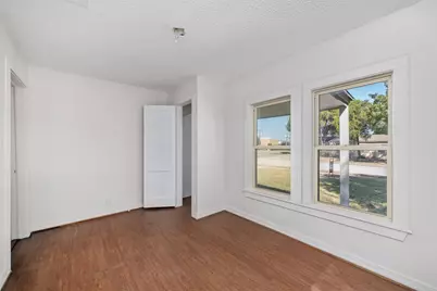 102 San Saba Avenue, Benbrook, TX 76126 - Photo 9