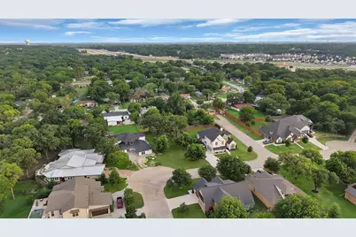 209 Familia Court, Azle, TX 76020 - Photo 11