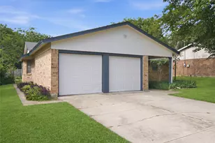 6017 Blueridge Dr, Watauga, TX 76148 - Photo 3