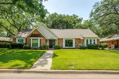 2910 Glasgow Drive, Arlington, TX 76015 - Photo 1