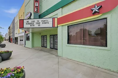 216 W Main Street, Denison, TX 75020 - Photo 1