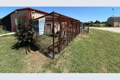 5562 County Road 1037, Celeste, TX 75423 - Photo 31