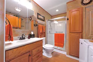 130 Marina View Ct, Weatherford, TX 76087 - Photo 15