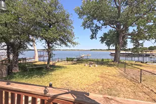 130 Marina View Ct, Weatherford, TX 76087 - Photo 27