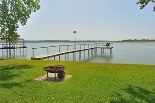 130 Marina View Ct, Weatherford, TX 76087 - Photo 3