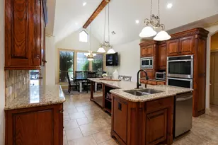 7603 Douglas Ln, North Richland Hills, TX 76182 - Photo 9