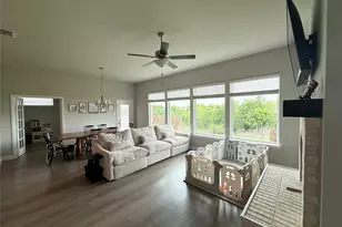 426 Wilkerson Ln, Justin, TX 76247 - Photo 3