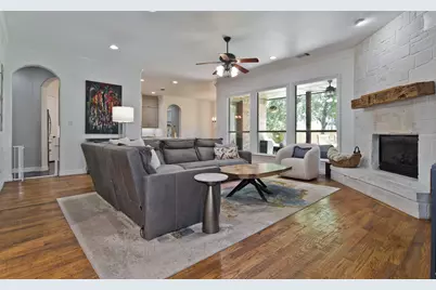6208 Riverview Circle, Fort Worth, TX 76112 - Photo 11