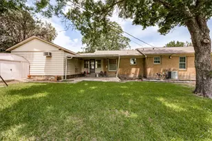 3539 Kingsbury Ave, Richland Hills, TX 76118 - Photo 23