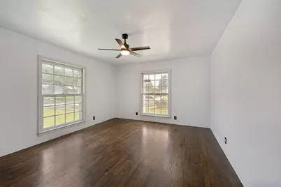 3539 Kingsbury Avenue, Richland Hills, TX 76118 - Photo 13