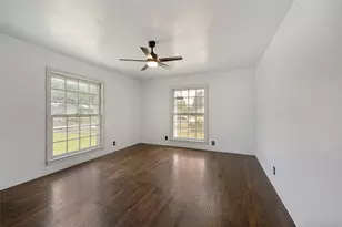 3539 Kingsbury Ave, Richland Hills, TX 76118 - Photo 13