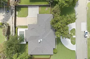 4416 Laren Ln, Dallas, TX 75244 - Photo 37