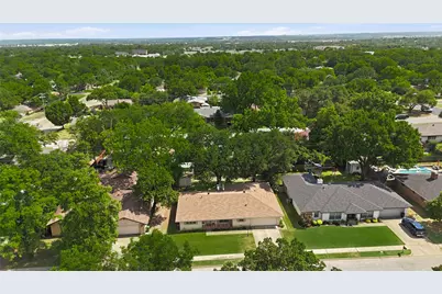 809 Donna Drive, Hurst, TX 76053 - Photo 37