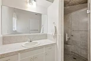 809 Donna Dr, Hurst, TX 76053 - Photo 27