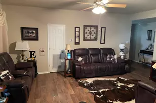 403 N Hall St, Fairfield, TX 75840 - Photo 29