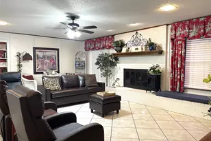 403 N Hall St, Fairfield, TX 75840 - Photo 7
