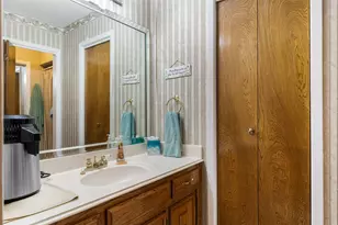804 Holland Dr, Denison, TX 75020 - Photo 25
