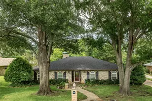 804 Holland Dr, Denison, TX 75020 - Photo 1