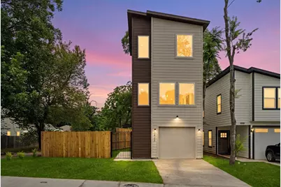 2428 Saint Clair Drive, Dallas, TX 75215 - Photo 1