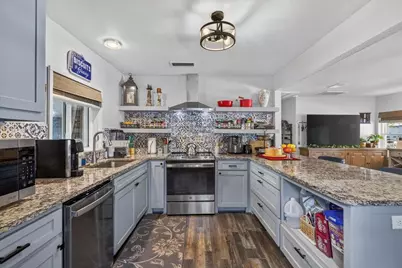101 W Merry Way, Gun Barrel City, TX 75156 - Photo 7