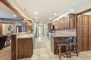 6007 Forestcreek Ct, Arlington, TX 76016 - Photo 15