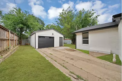2742 Burlington Boulevard, Dallas, TX 75211 - Photo 25