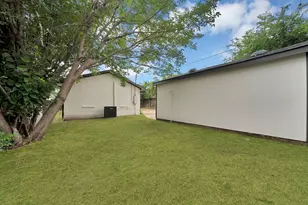 2742 Burlington Blvd, Dallas, TX 75211 - Photo 27