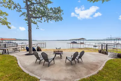 304 W Lake Drive, Weatherford, TX 76087 - Photo 37