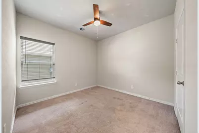913 Sayle, Greenville, TX 75401 - Photo 27