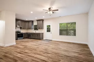 605 Wilcox St, McKinney, TX 75069 - Photo 7