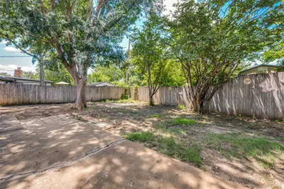 1113 Heather Court, Benbrook, TX 76126 - Photo 23