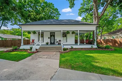 911 E Marvin Avenue, Waxahachie, TX 75165 - Photo 1