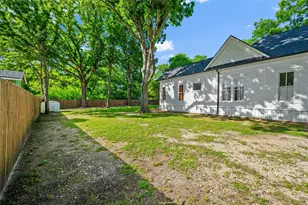 911 E Marvin Ave, Waxahachie, TX 75165 - Photo 25