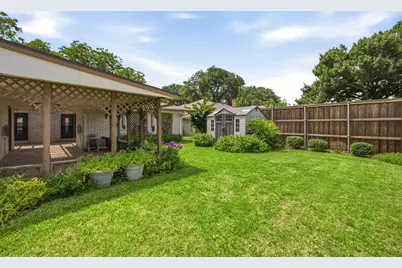 442 Brookfield Drive, Garland, TX 75040 - Photo 37