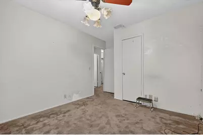 2524 N Saint Augustine Drive, Dallas, TX 75227 - Photo 19