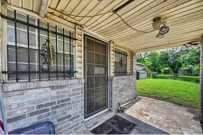 2524 N Saint Augustine Drive, Dallas, TX 75227 - Photo 3