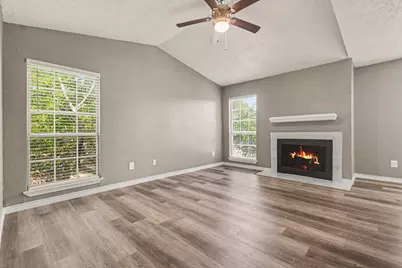 3645 W Northgate Drive #201, Irving, TX 75062 - Photo 5